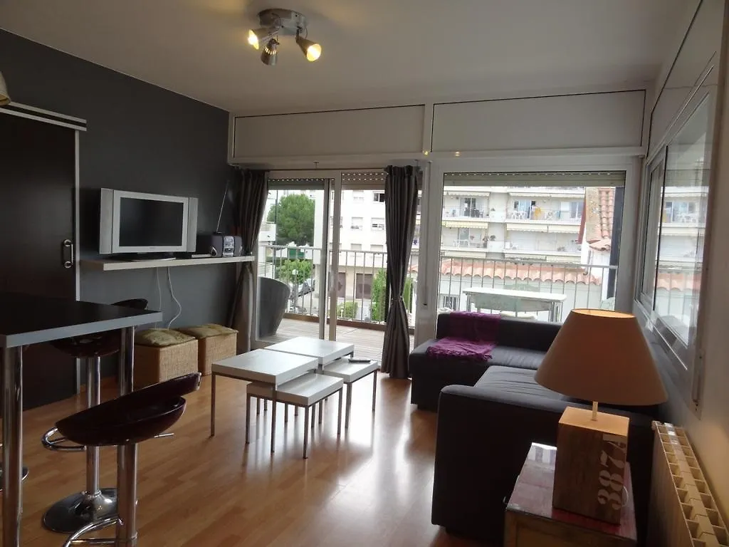 Ciruela Apart Apartment Sitges